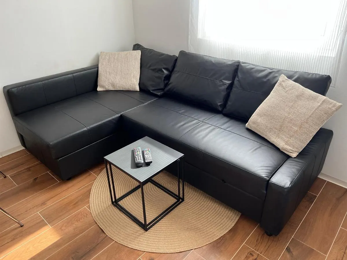 Apartment Mona Vir Croazia